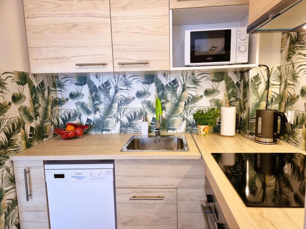 Apartamenty W Gaskach - 365Pam Gaski  Luaran gambar