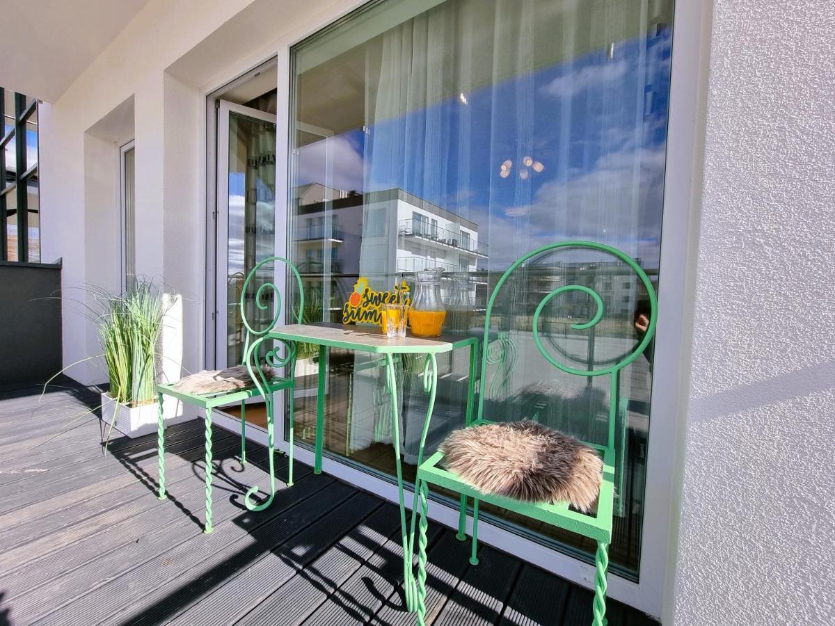 Apartamenty W Gaskach - 365Pam Gaski  Luaran gambar