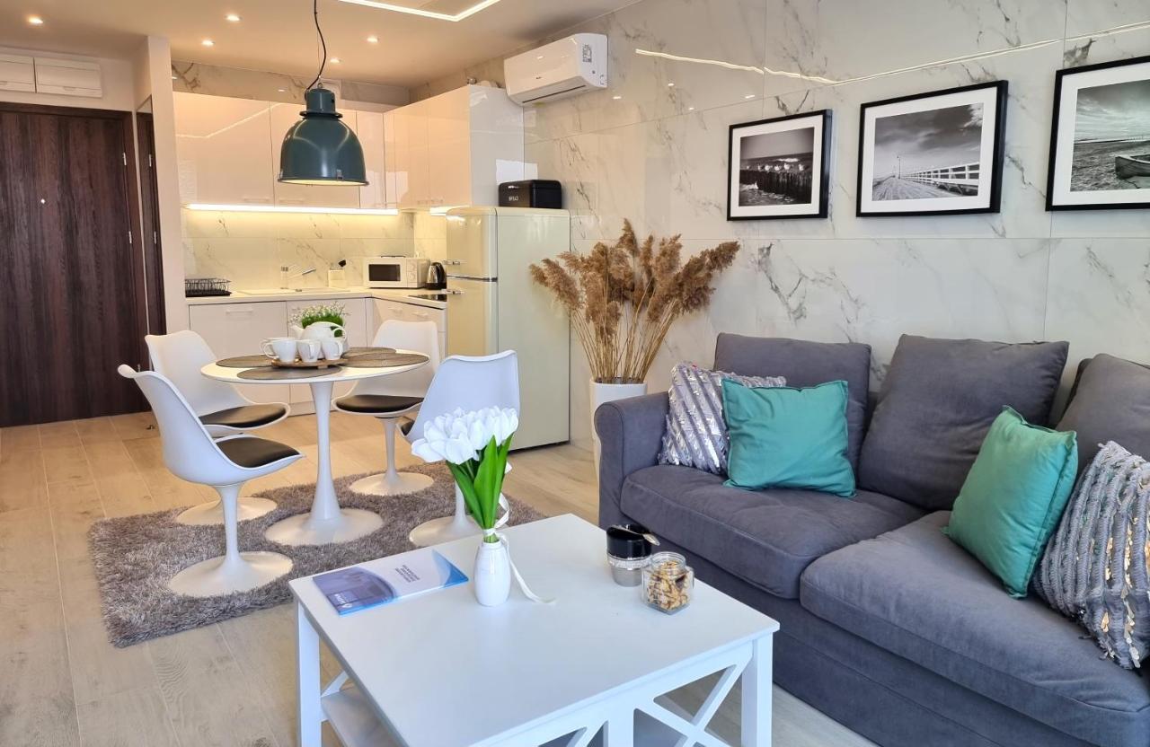 Apartamenty W Gaskach - 365Pam Gaski  Luaran gambar